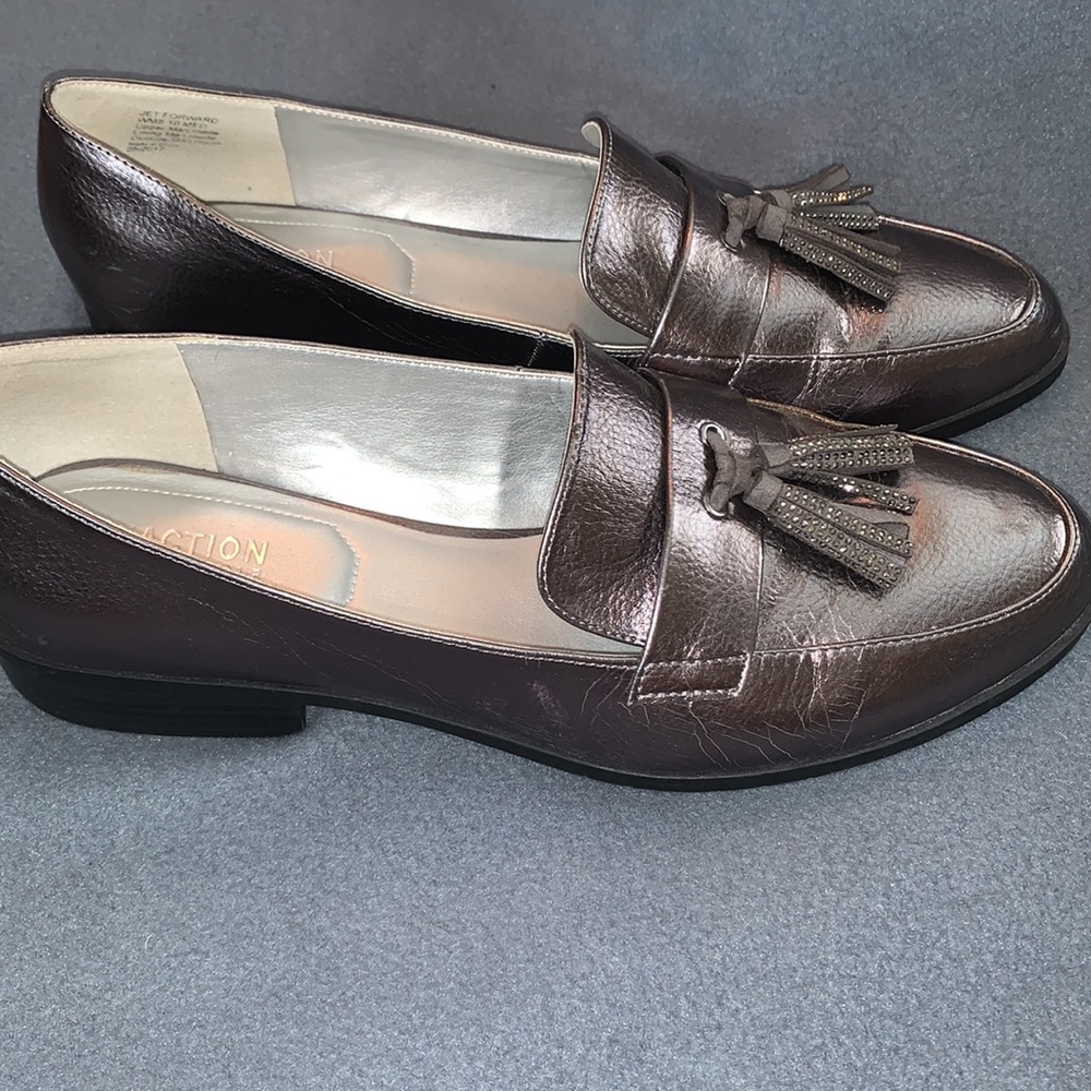 Kenneth Cole pewter loafer with tassel 10 - Picture 2 of 6
